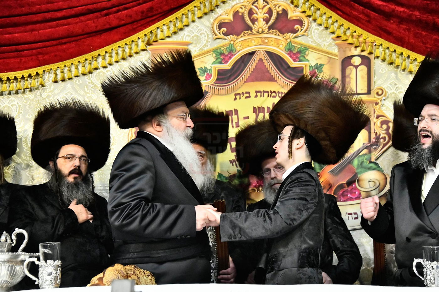 שמחת בית נדבורנה - קאסוב ויז'ניץ - ערלוי - האלמין