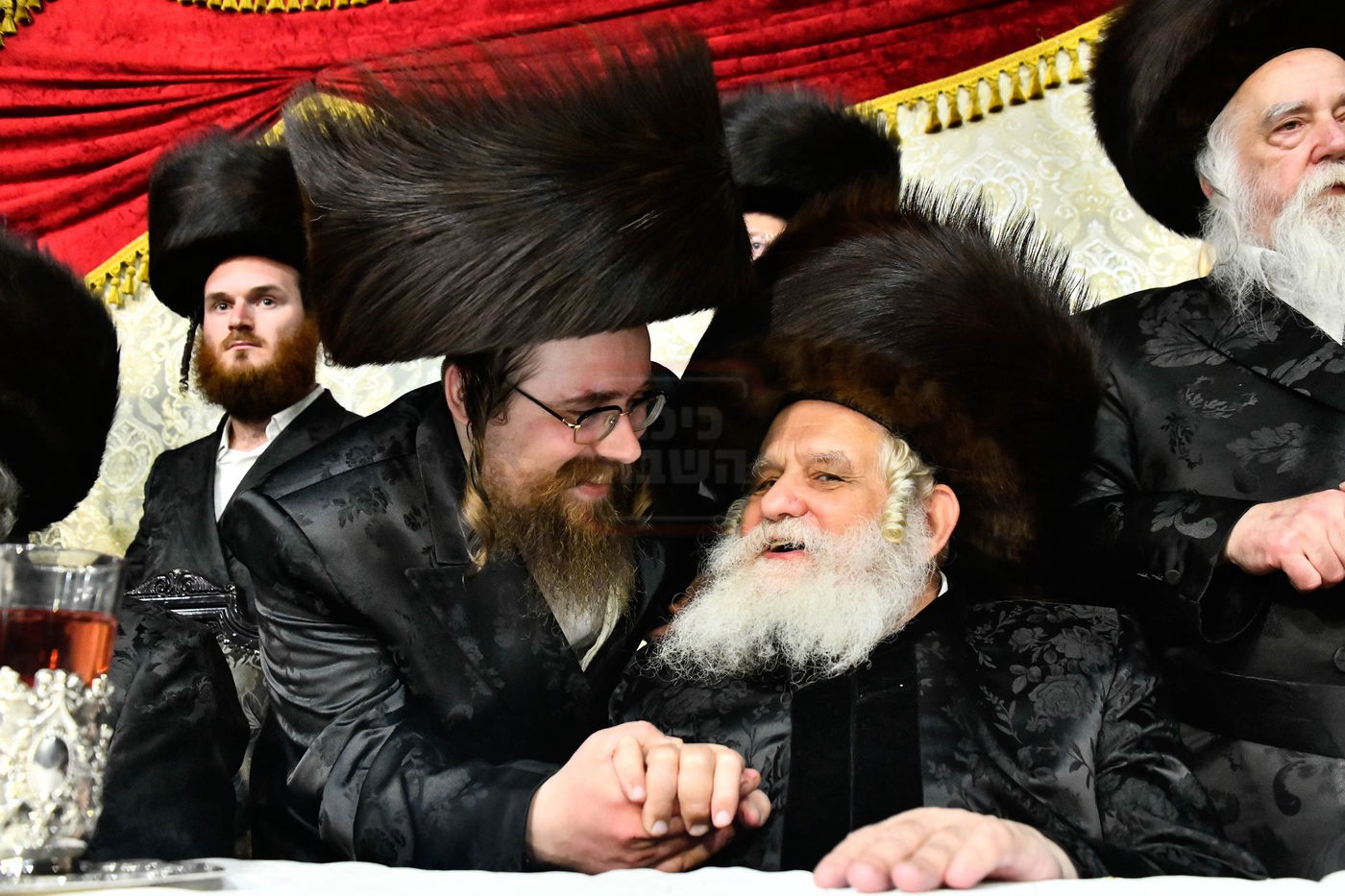 שמחת בית נדבורנה - קאסוב ויז'ניץ - ערלוי - האלמין