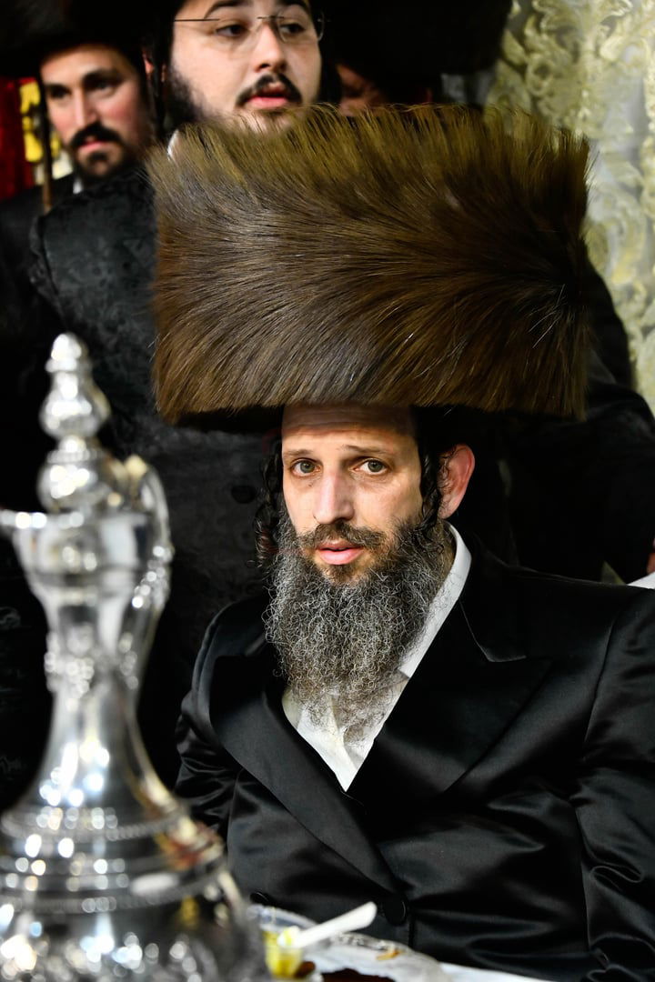 שמחת בית נדבורנה - קאסוב ויז'ניץ - ערלוי - האלמין