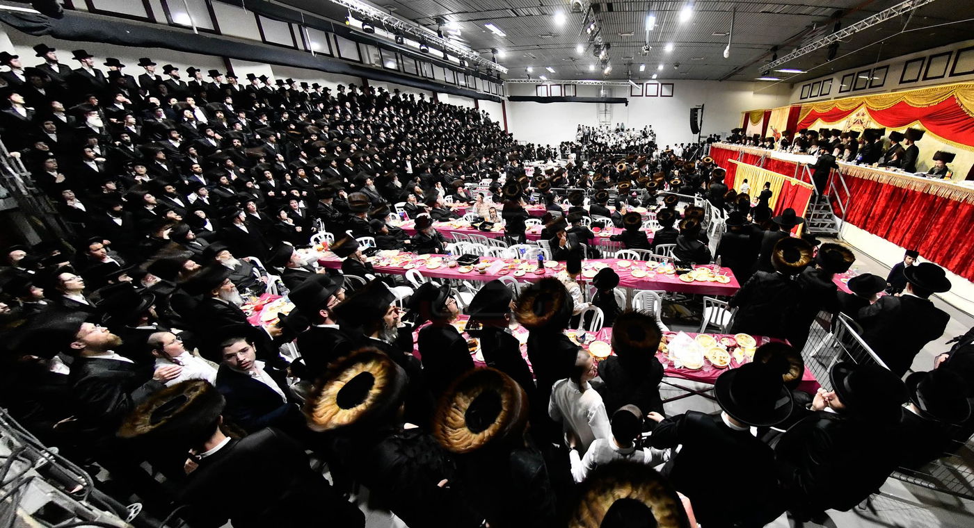 שמחת בית נדבורנה - קאסוב ויז'ניץ - ערלוי - האלמין