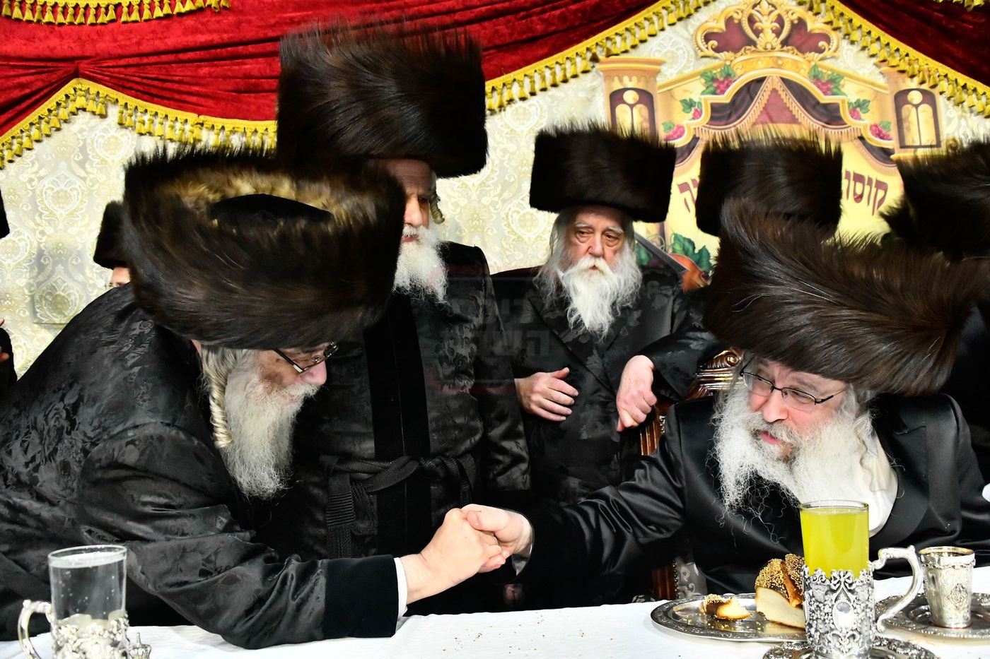 שמחת בית נדבורנה - קאסוב ויז'ניץ - ערלוי - האלמין