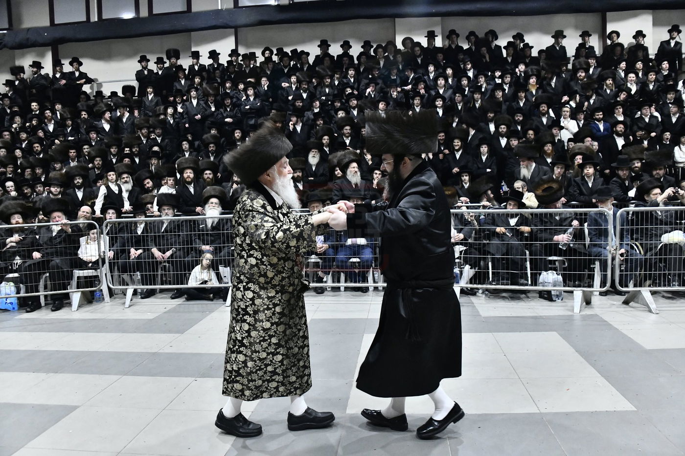 שמחת בית נדבורנה - קאסוב ויז'ניץ - ערלוי - האלמין