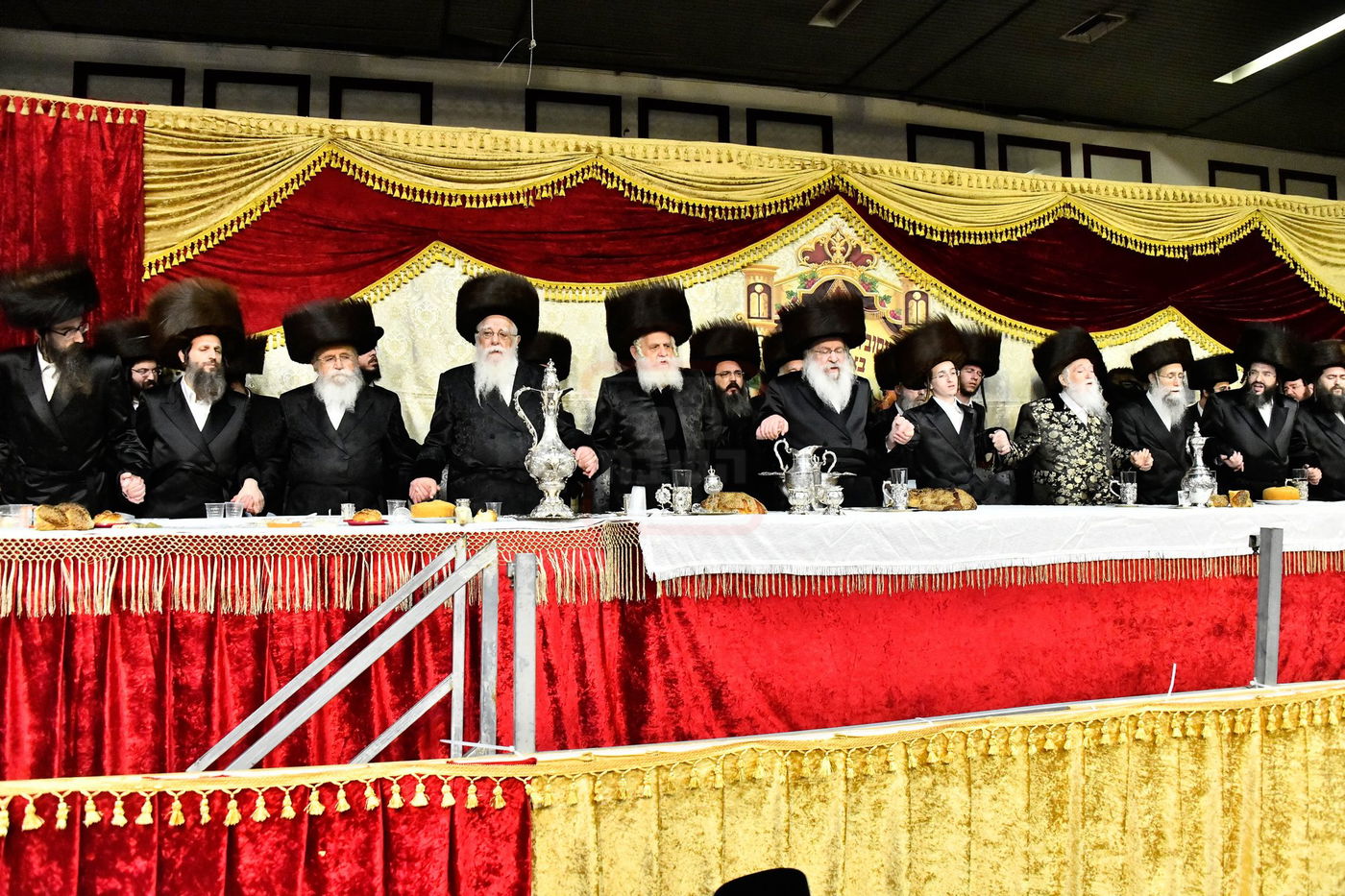 שמחת בית נדבורנה - קאסוב ויז'ניץ - ערלוי - האלמין