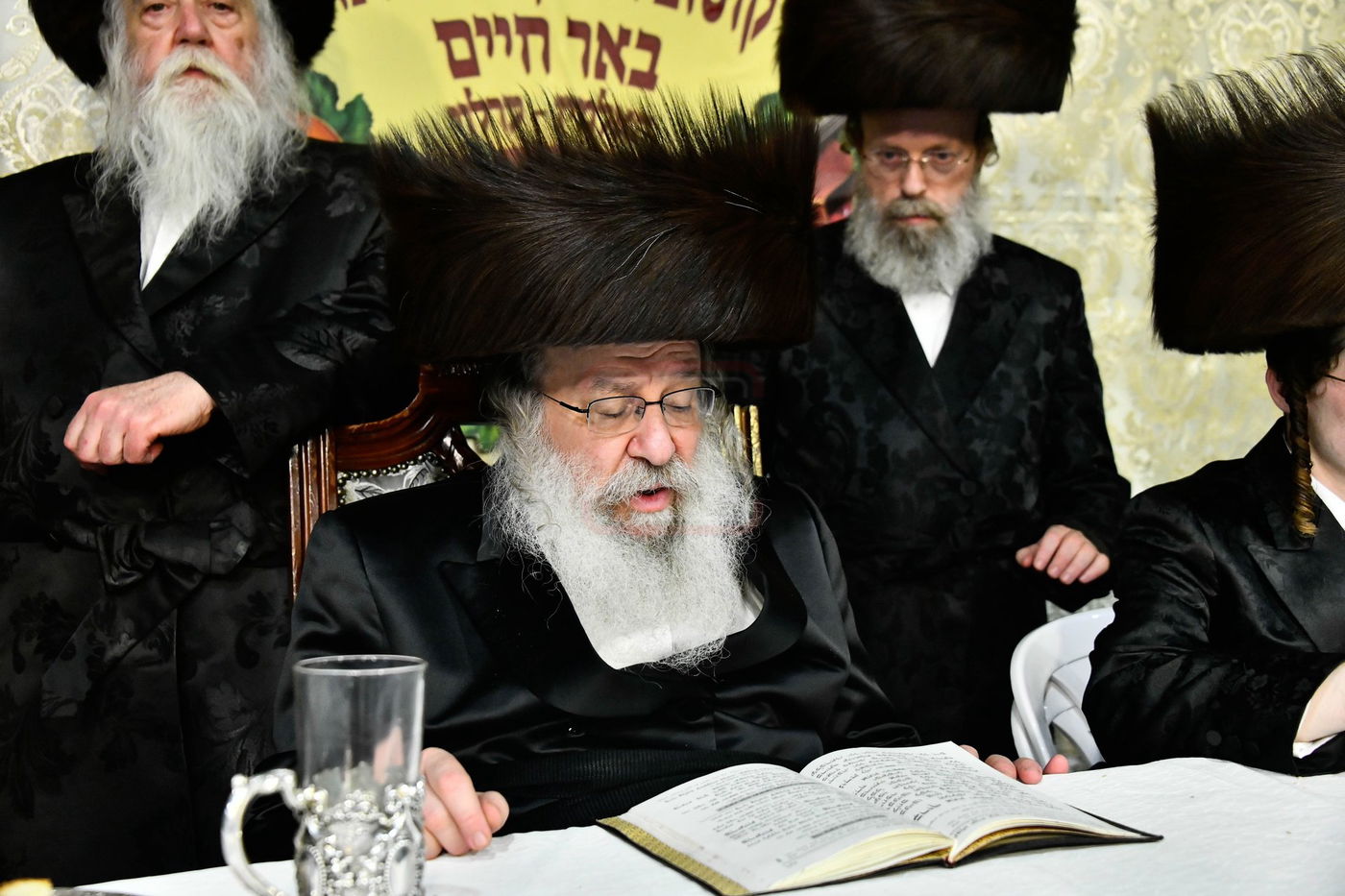 שמחת בית נדבורנה - קאסוב ויז'ניץ - ערלוי - האלמין