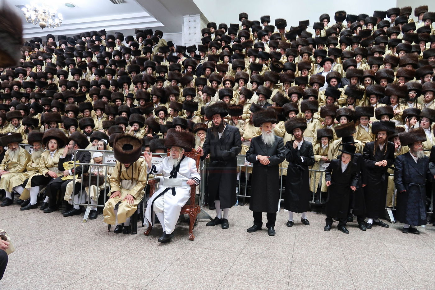 שמחת בית תולדות אהרן - קרעטשניף סיגעט - פרמישלאן