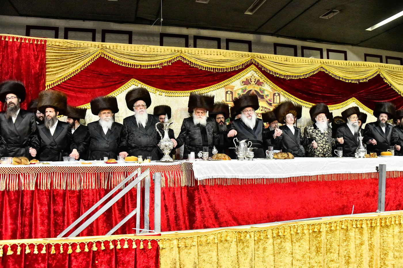 שמחת בית נדבורנה - קאסוב ויז'ניץ - ערלוי - האלמין