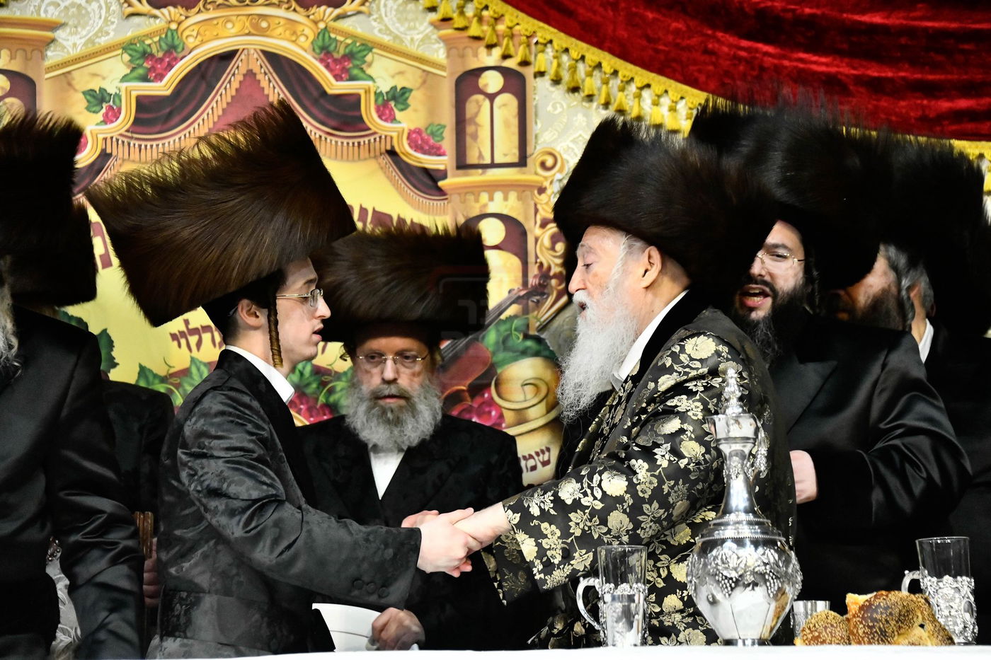 שמחת בית נדבורנה - קאסוב ויז'ניץ - ערלוי - האלמין