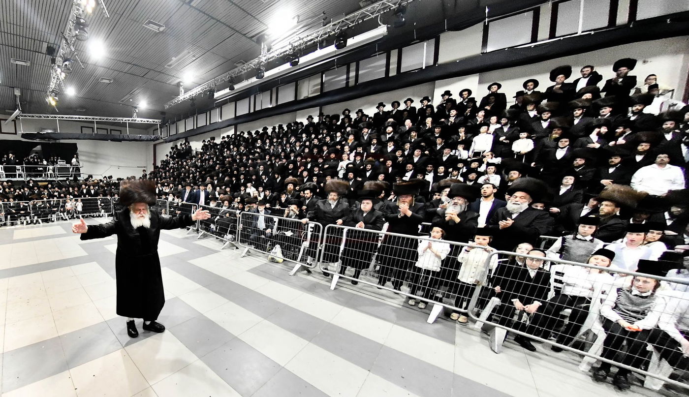 שמחת בית נדבורנה - קאסוב ויז'ניץ - ערלוי - האלמין