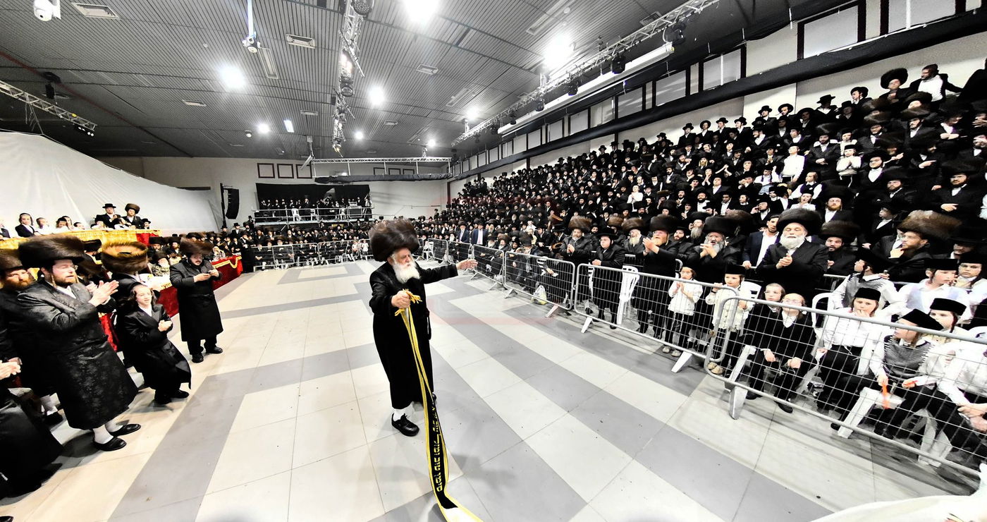 שמחת בית נדבורנה - קאסוב ויז'ניץ - ערלוי - האלמין