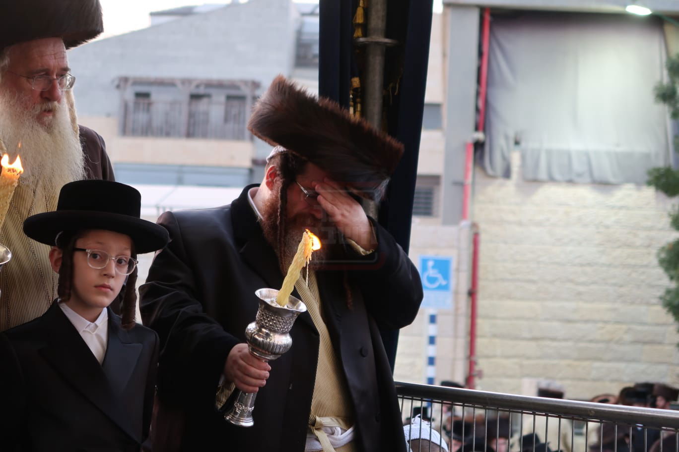 שמחת בית תולדות אברהם יצחק