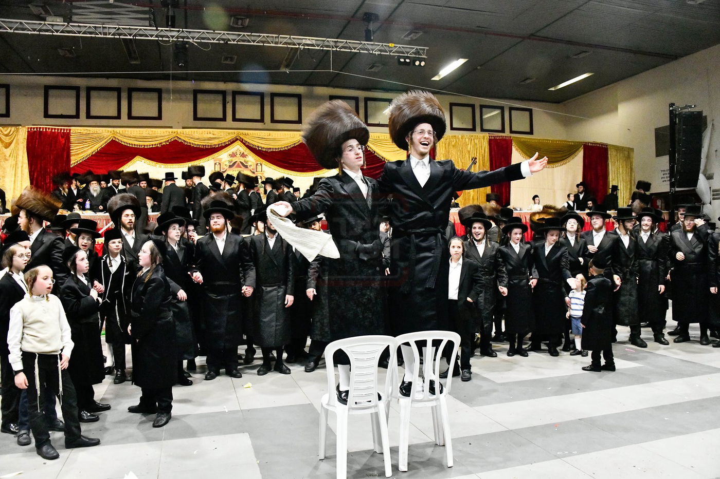 שמחת בית נדבורנה - קאסוב ויז'ניץ - ערלוי - האלמין