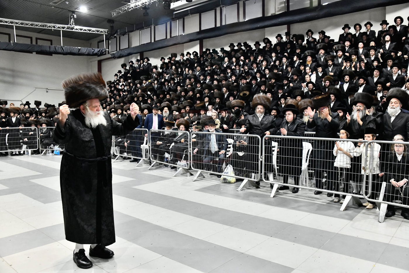 שמחת בית נדבורנה - קאסוב ויז'ניץ - ערלוי - האלמין