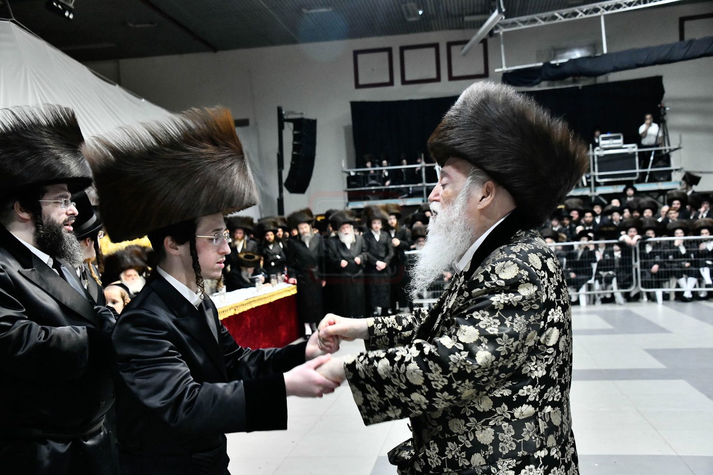 שמחת בית נדבורנה - קאסוב ויז'ניץ - ערלוי - האלמין