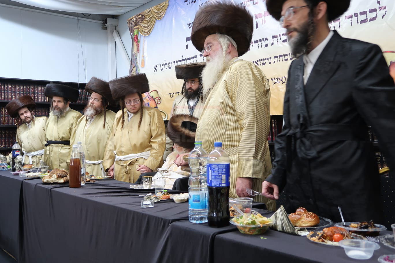 שמחת בית תולדות אברהם יצחק