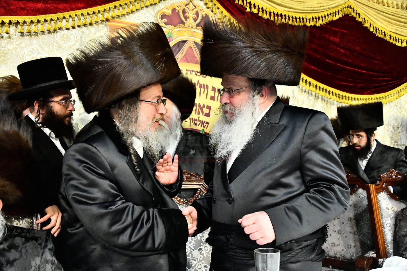 שמחת בית נדבורנה - קאסוב ויז'ניץ - ערלוי - האלמין