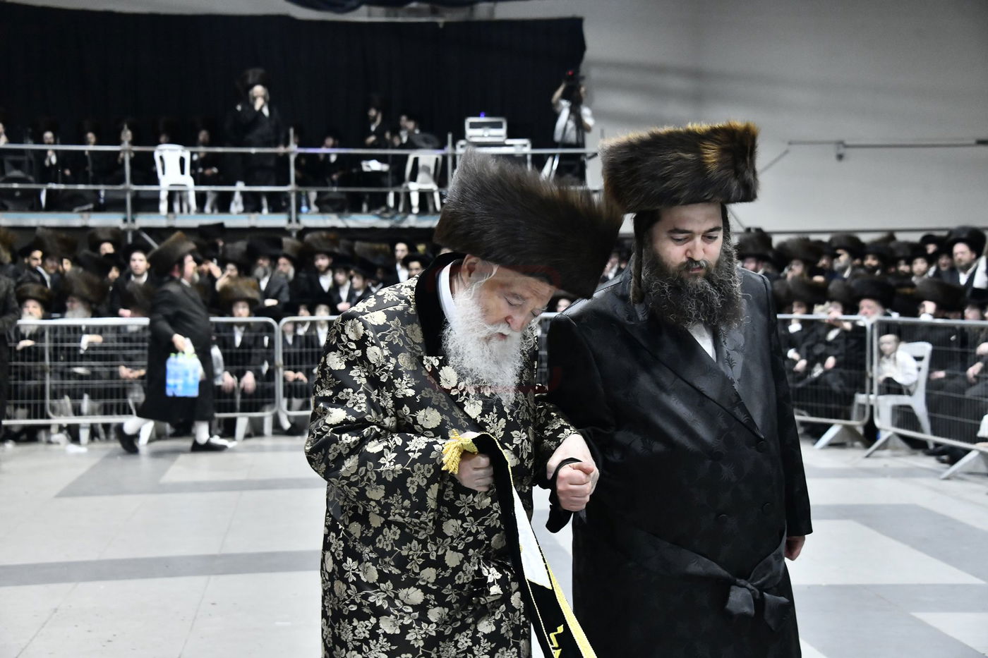 שמחת בית נדבורנה - קאסוב ויז'ניץ - ערלוי - האלמין