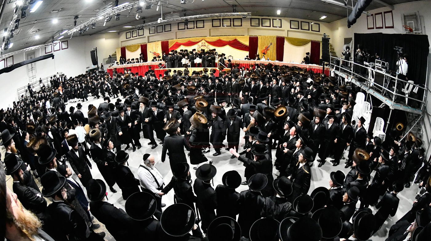 שמחת בית נדבורנה - קאסוב ויז'ניץ - ערלוי - האלמין