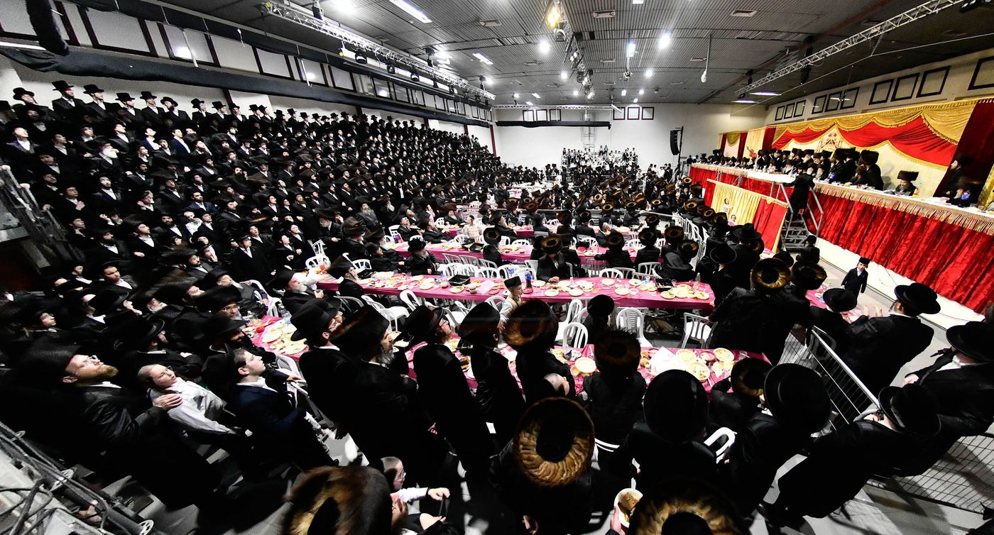 שמחת בית נדבורנה - קאסוב ויז'ניץ - ערלוי - האלמין