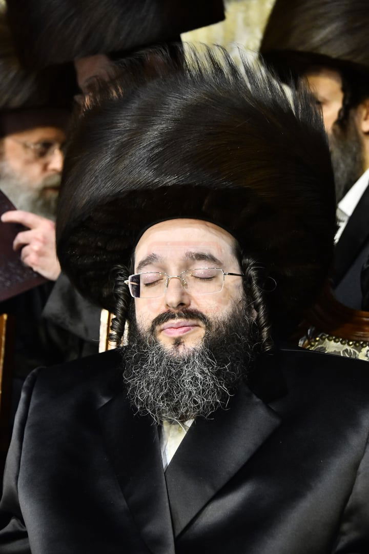 שמחת בית נדבורנה - קאסוב ויז'ניץ - ערלוי - האלמין