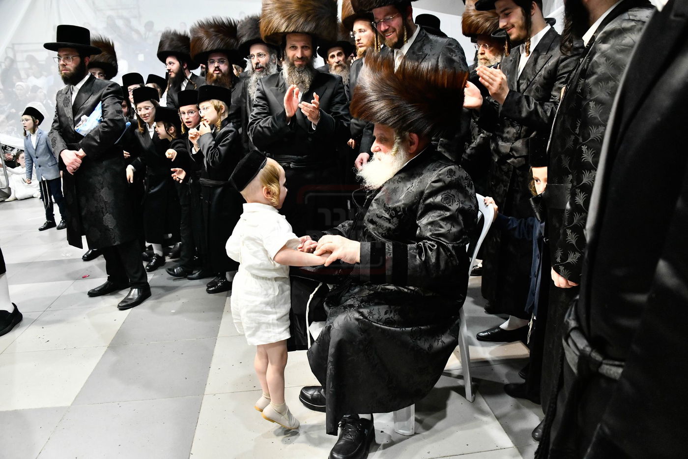 שמחת בית נדבורנה - קאסוב ויז'ניץ - ערלוי - האלמין