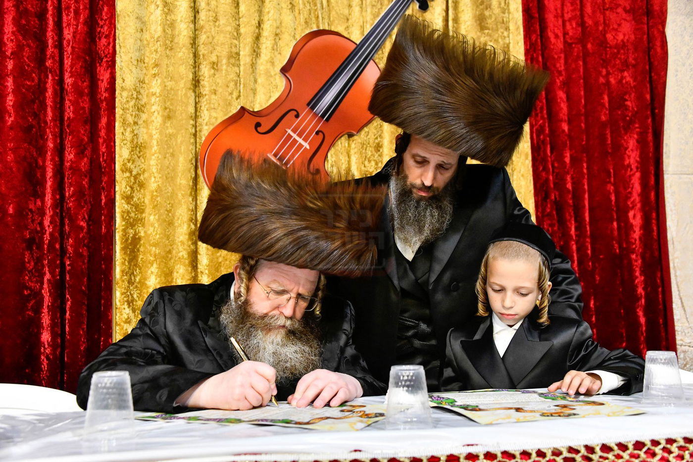 שמחת בית נדבורנה - קאסוב ויז'ניץ - ערלוי - האלמין