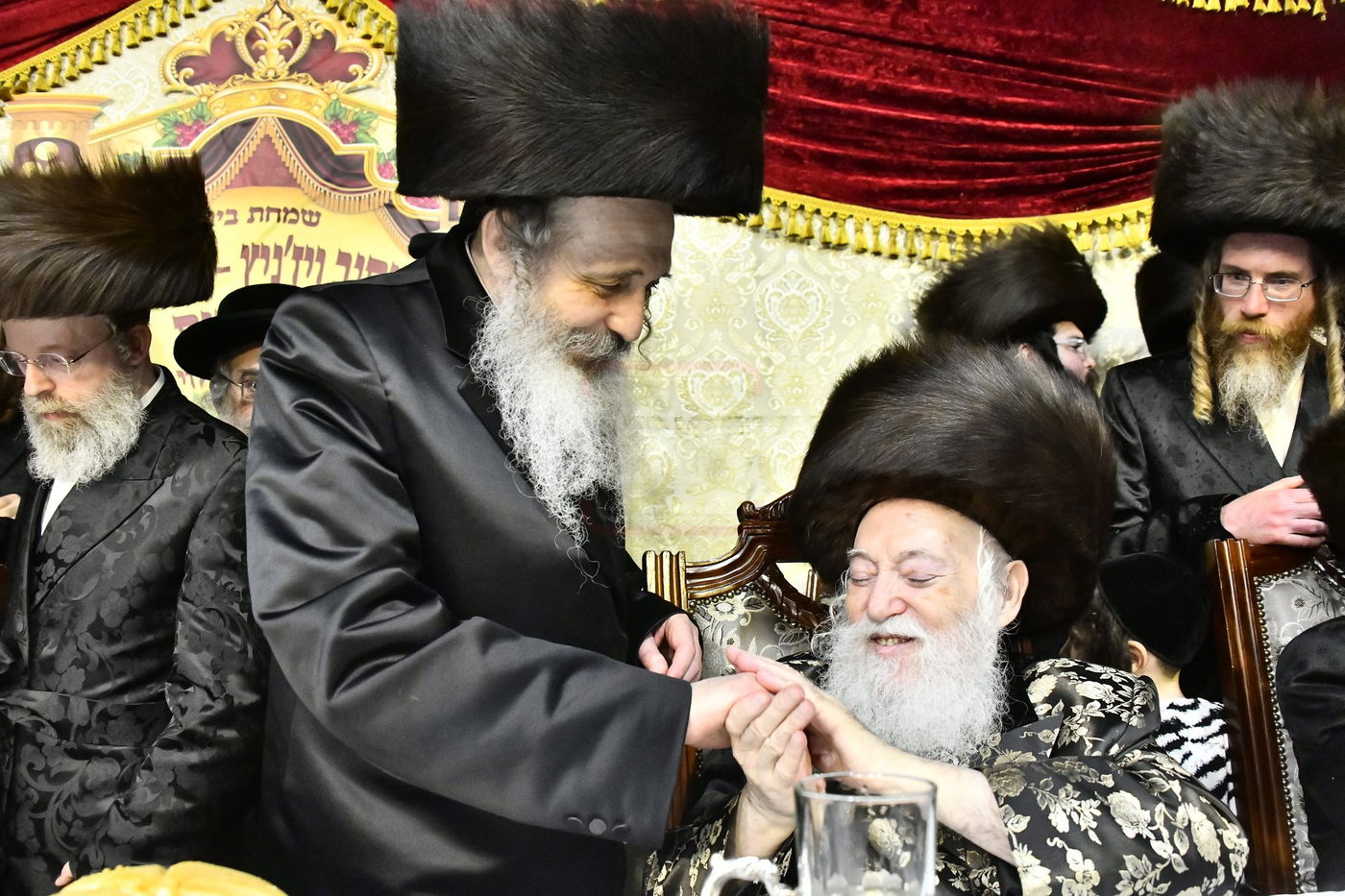 שמחת בית נדבורנה - קאסוב ויז'ניץ - ערלוי - האלמין