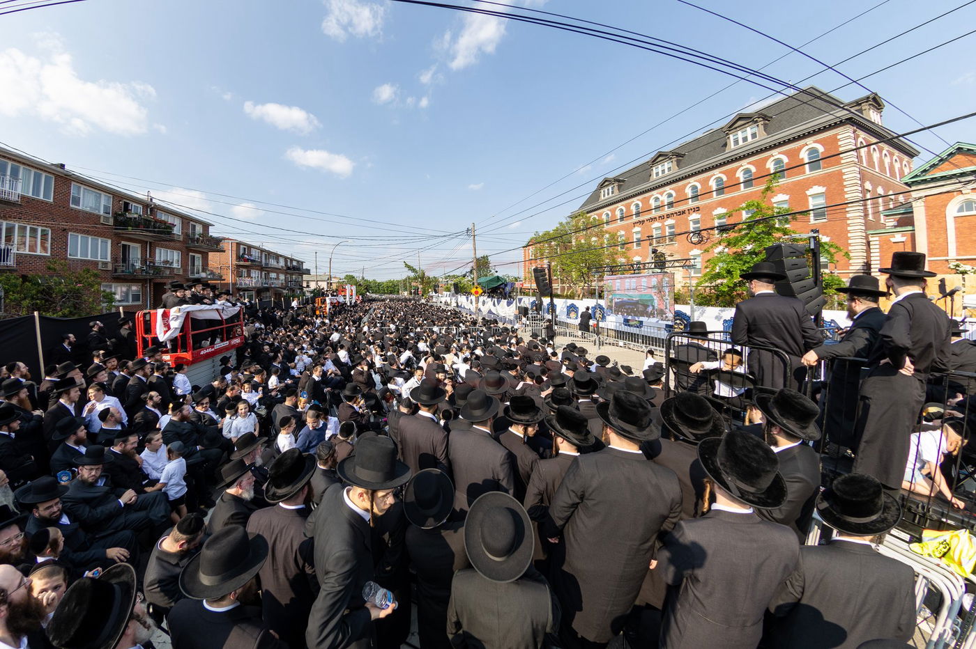 חנוכת הבית לת"ת גור בבורו פארק
