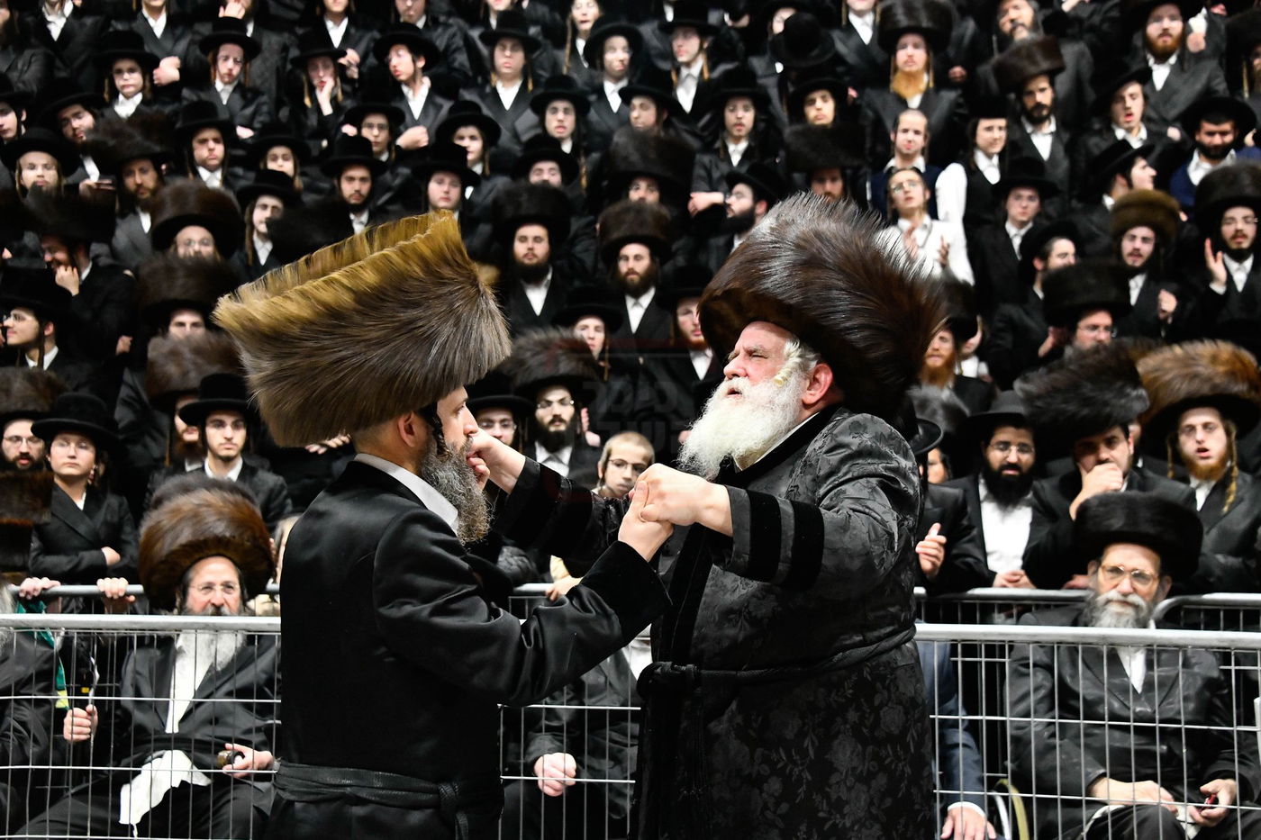 שמחת בית נדבורנה - קאסוב ויז'ניץ - ערלוי - האלמין