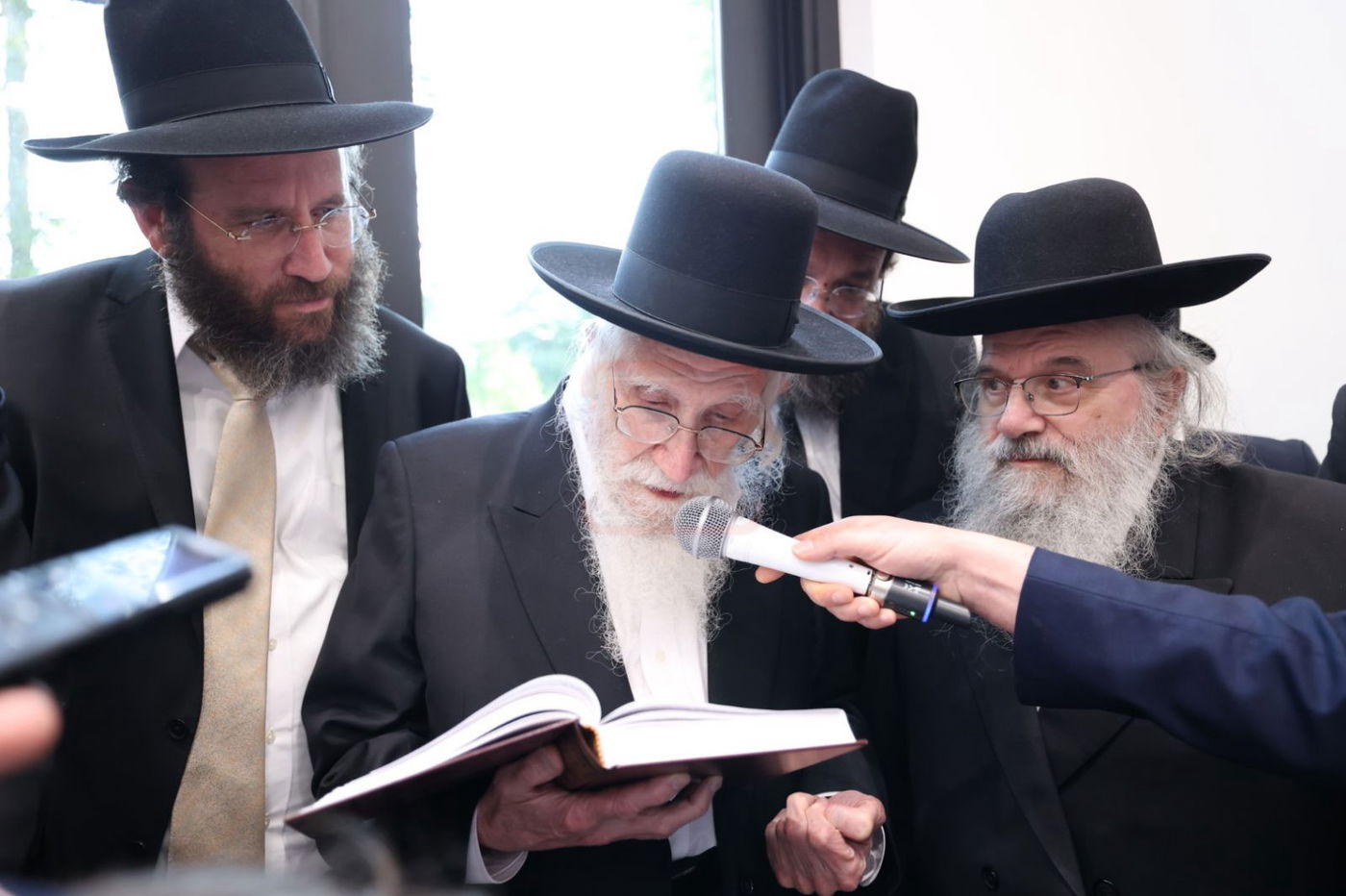 הגר"ע אויערבאך בביקור בארה"ב