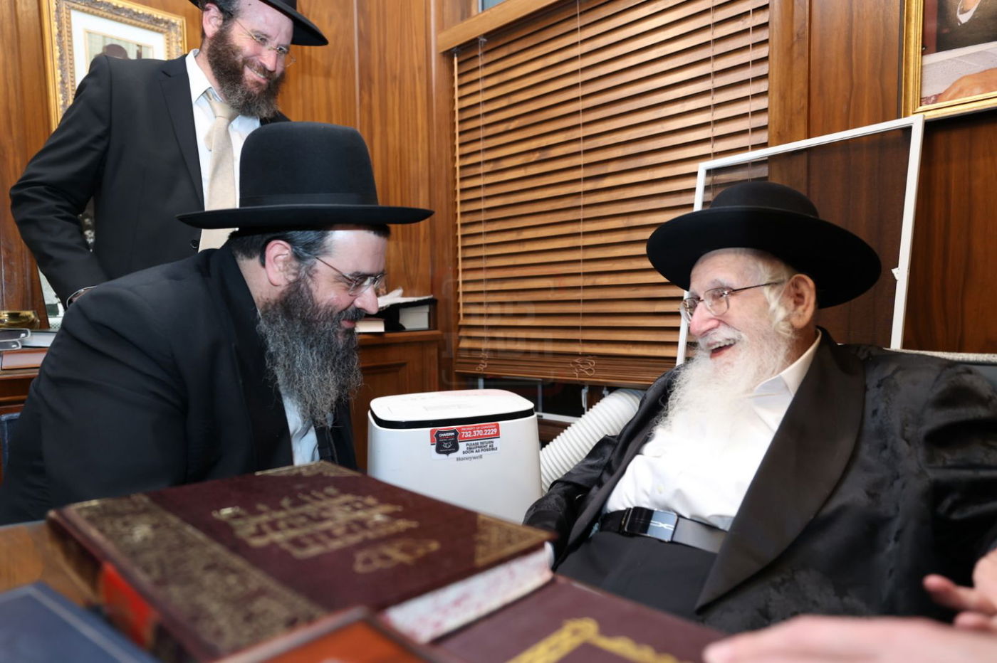 הגר"ע אויערבאך בביקור בארה"ב