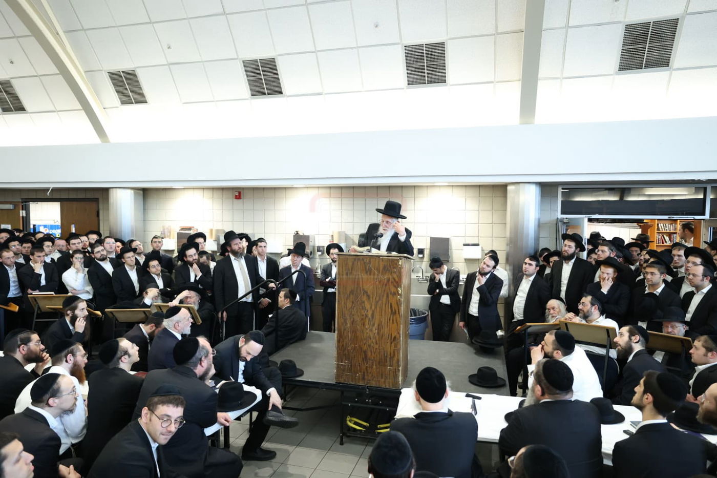 הגר"ע אויערבאך בביקור בארה"ב