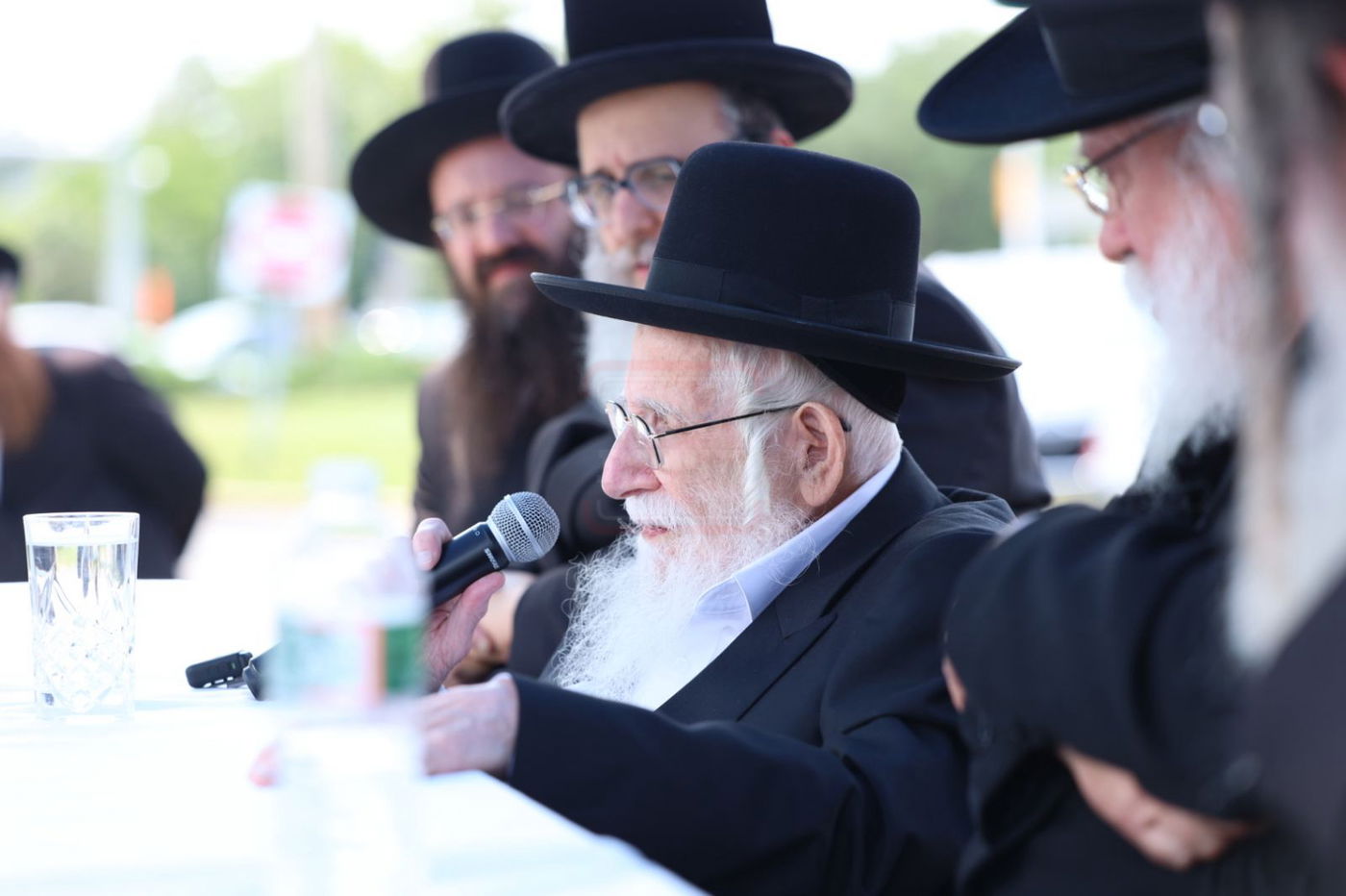 הגר"ע אויערבאך בביקור בארה"ב