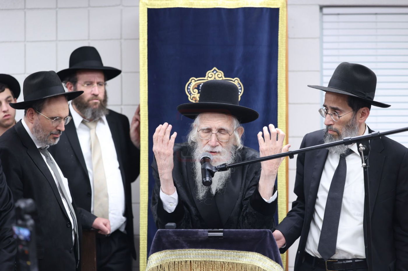 הגר"ע אויערבאך בביקור בארה"ב