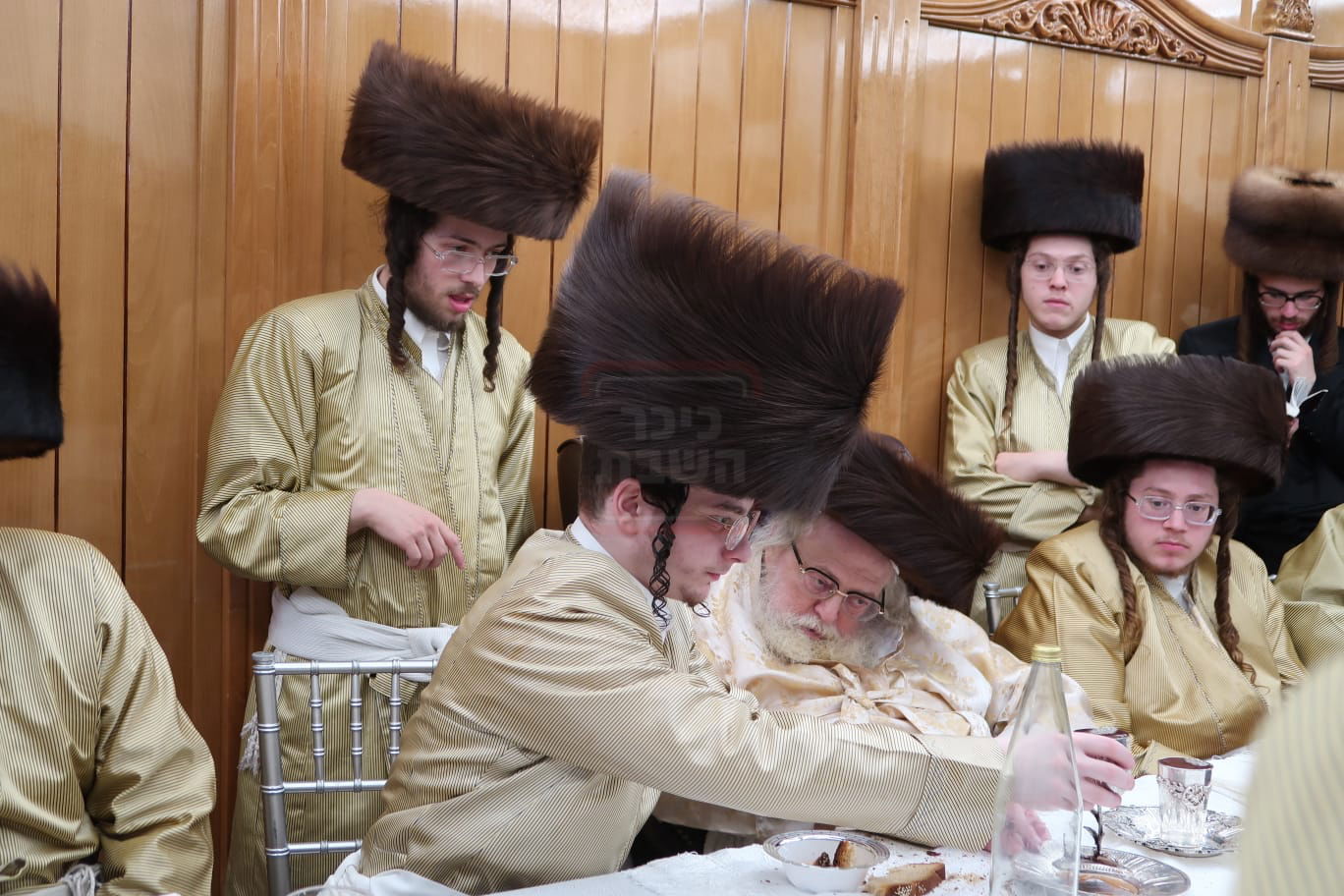 שמחת בית תולדות אברהם יצחק - מלווה מלכה