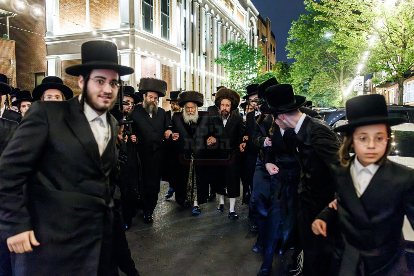 שמחת הפארשפיל לנכד האדמו"ר מבאבוב