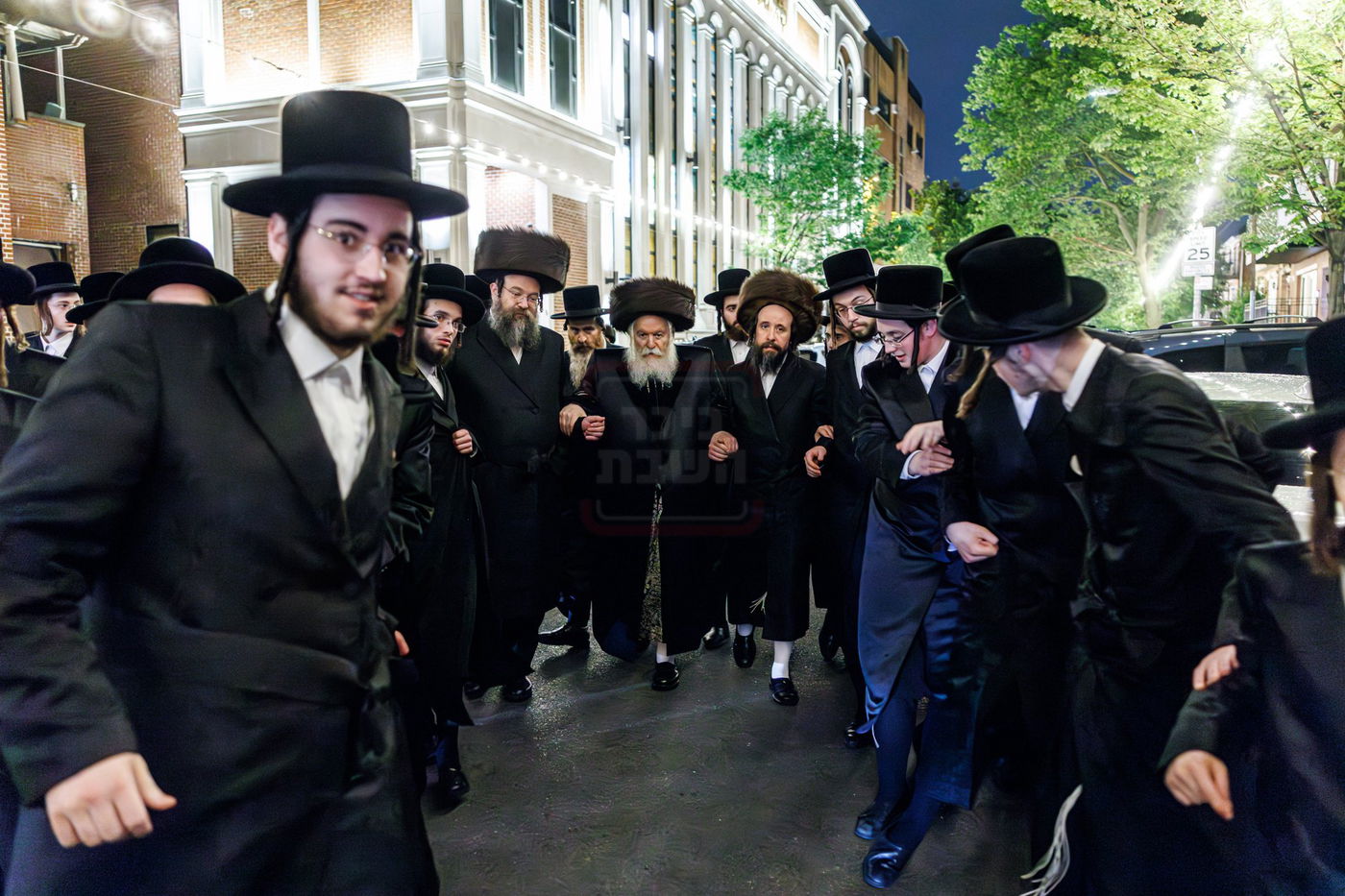 שמחת הפארשפיל לנכד האדמו"ר מבאבוב