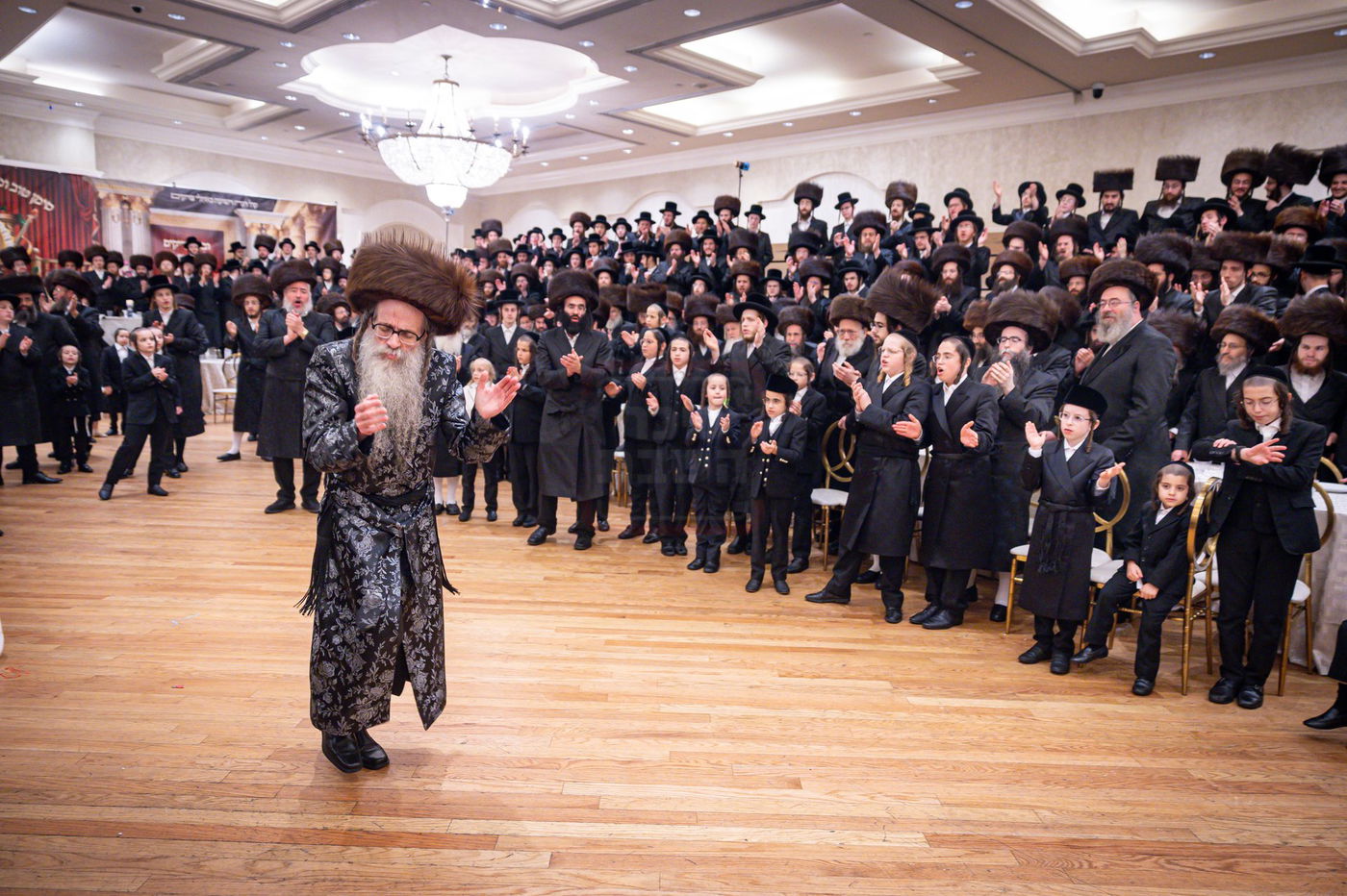 שמחת בית צאנז זוועהיל