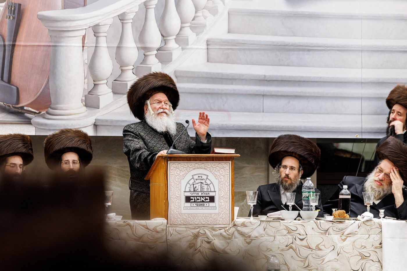 שמחת שבע ברכות לנכדת האדמו"ר מבאבוב