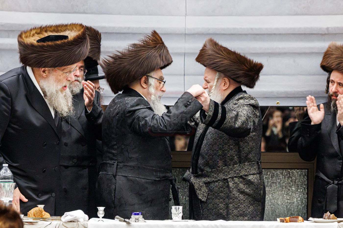 האדמו"ר מויז'ניץ מונסי בשמחת בית באבוב