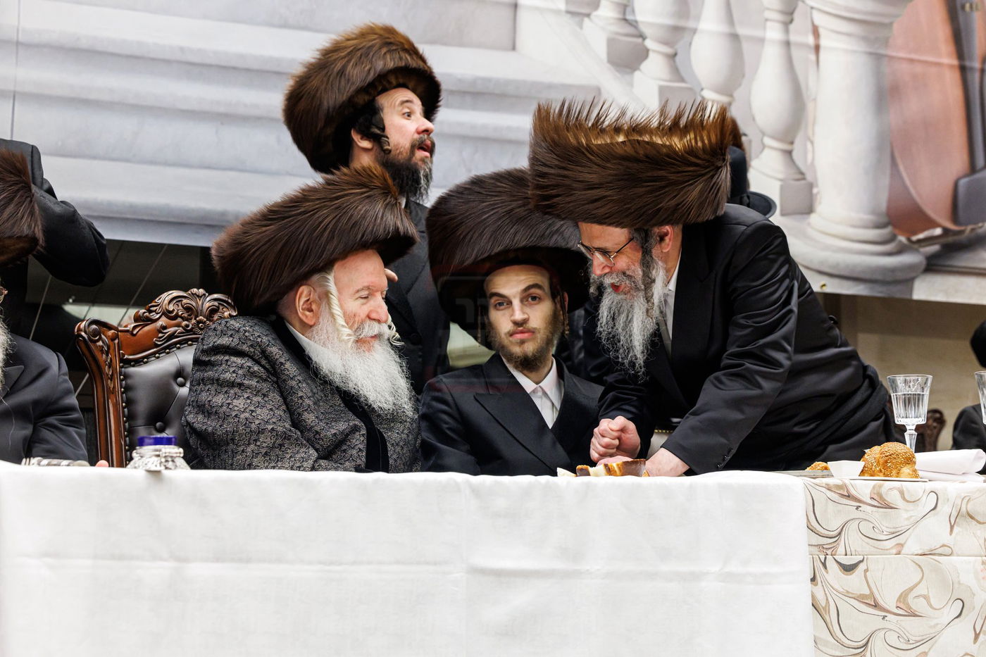 שמחת שבע ברכות לנכדת האדמו"ר מבאבוב