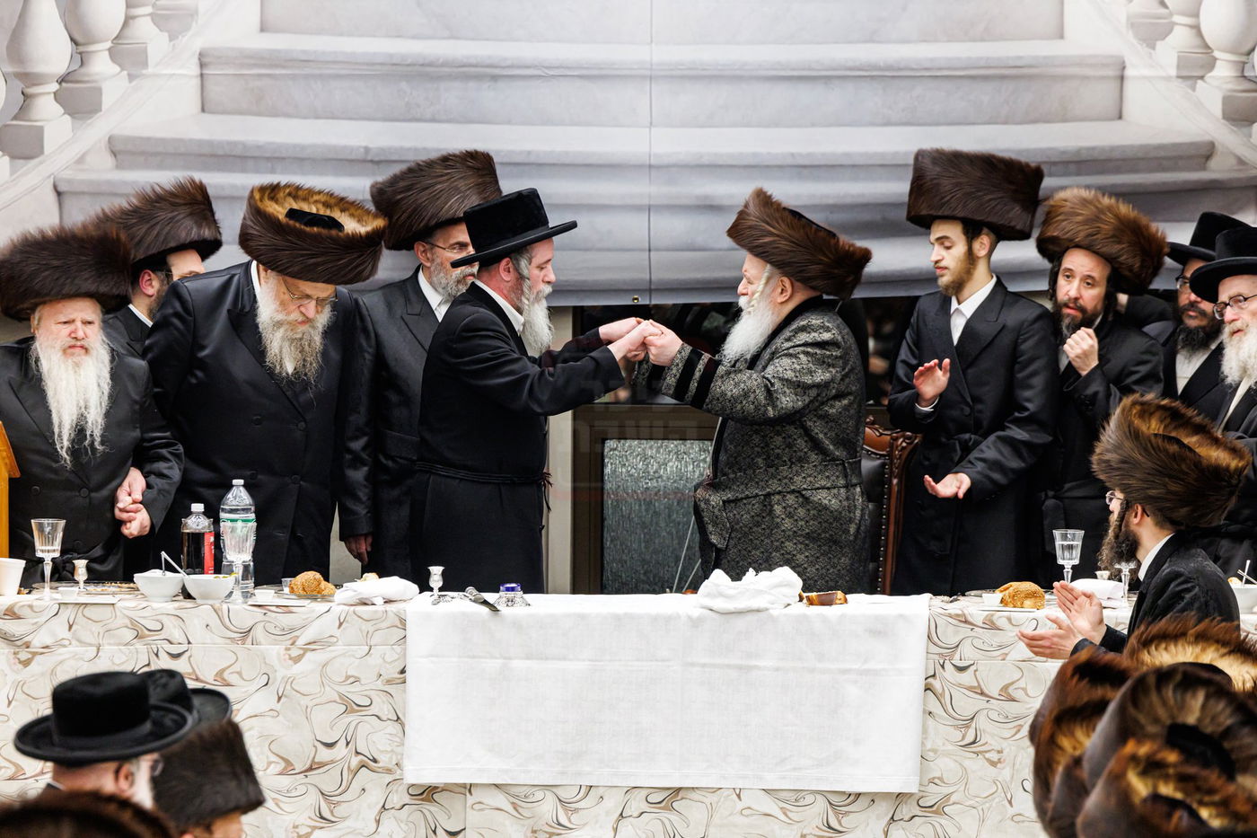 שמחת שבע ברכות לנכדת האדמו"ר מבאבוב