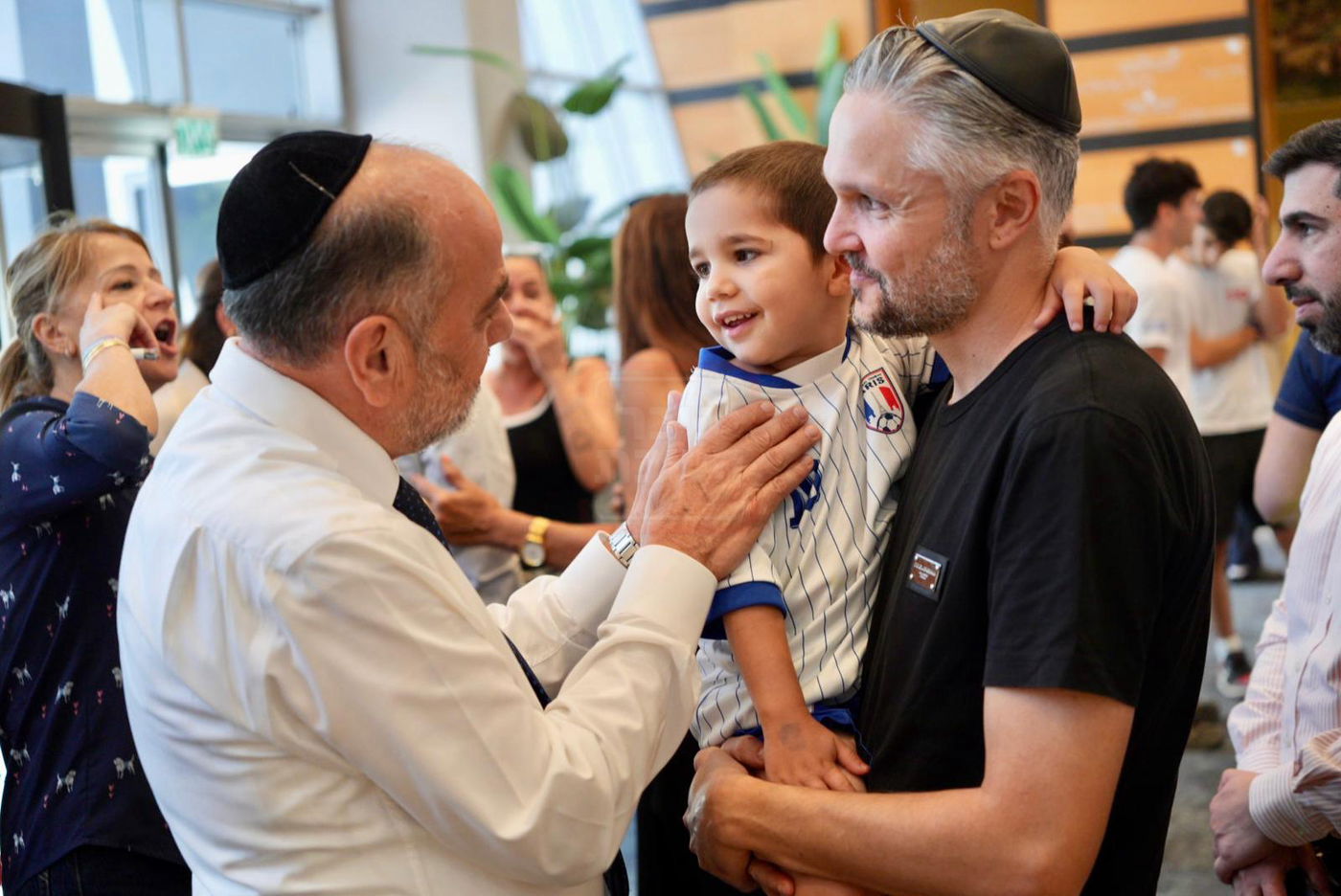 זופניק בכיכר | כל התמונות, הנייעס והחשיפות של המלחמה שאסור לכם לפספס