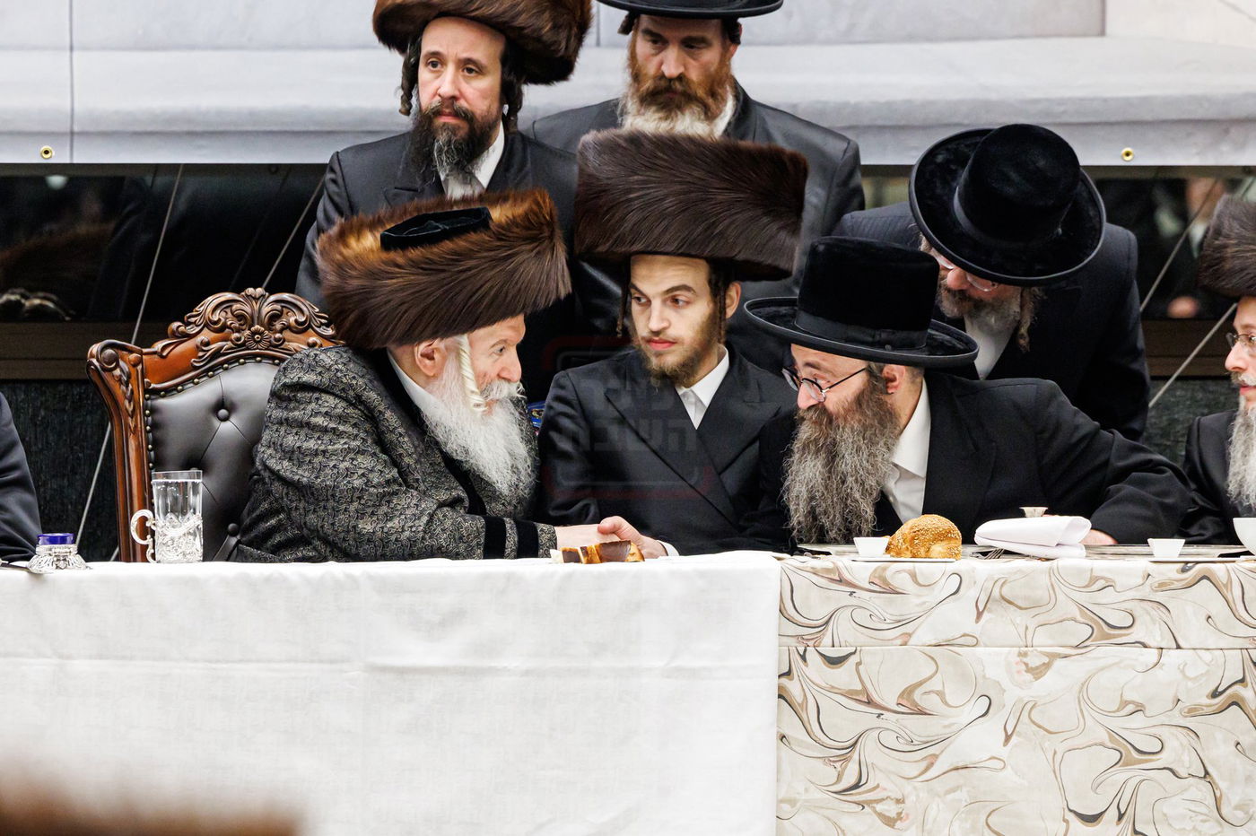 שמחת שבע ברכות לנכדת האדמו"ר מבאבוב