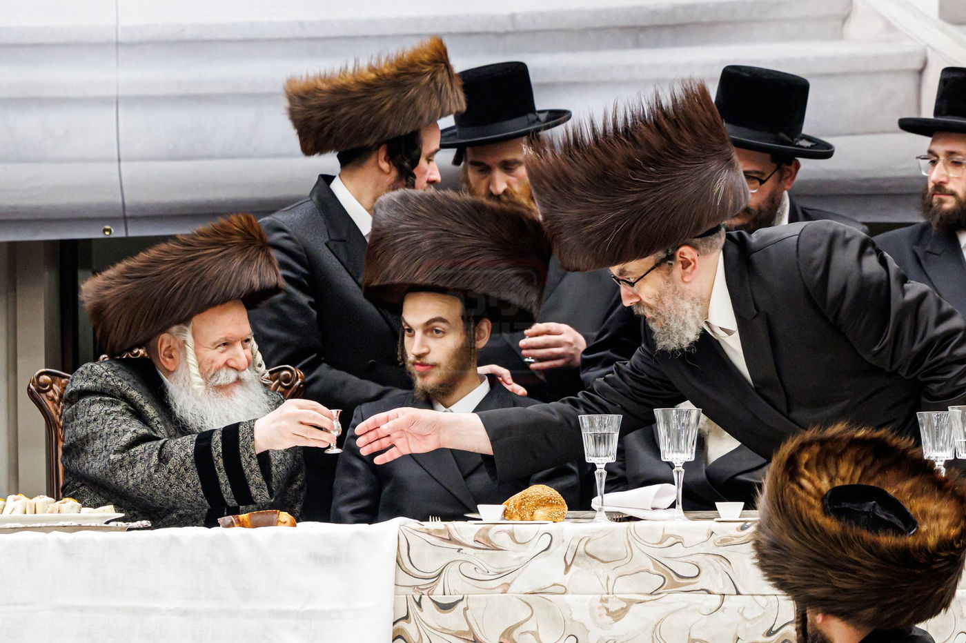 שמחת שבע ברכות לנכדת האדמו"ר מבאבוב