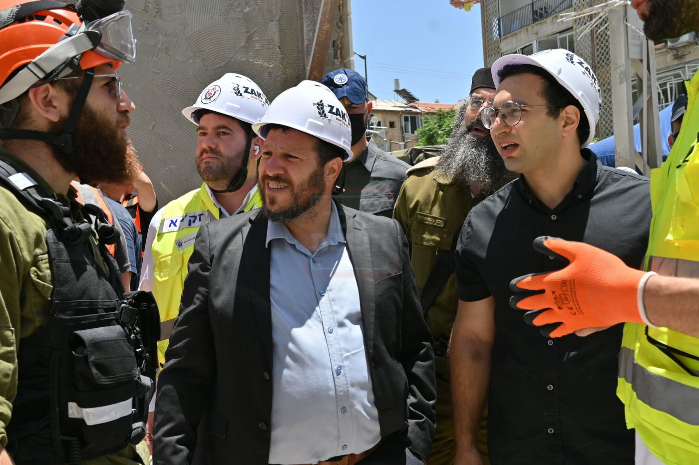 זופניק בכיכר | כל התמונות, הנייעס והחשיפות של המלחמה שאסור לכם לפספס