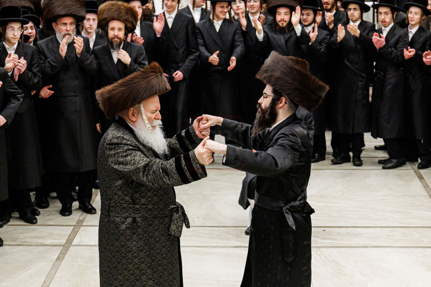 שמחת שבע ברכות לנכדת האדמו"ר מבאבוב