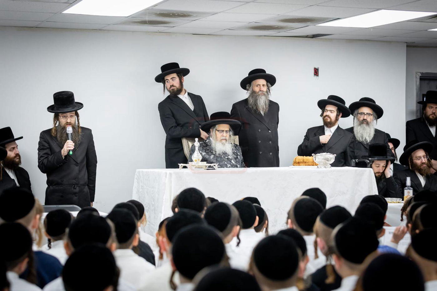 חומש סעודה בתלמוד תורה סאטמר בלייקווד