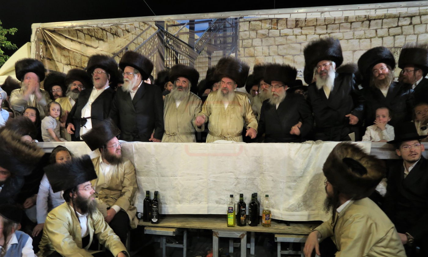 האדמו"ר מלעלוב שבת בהעלותך במירון