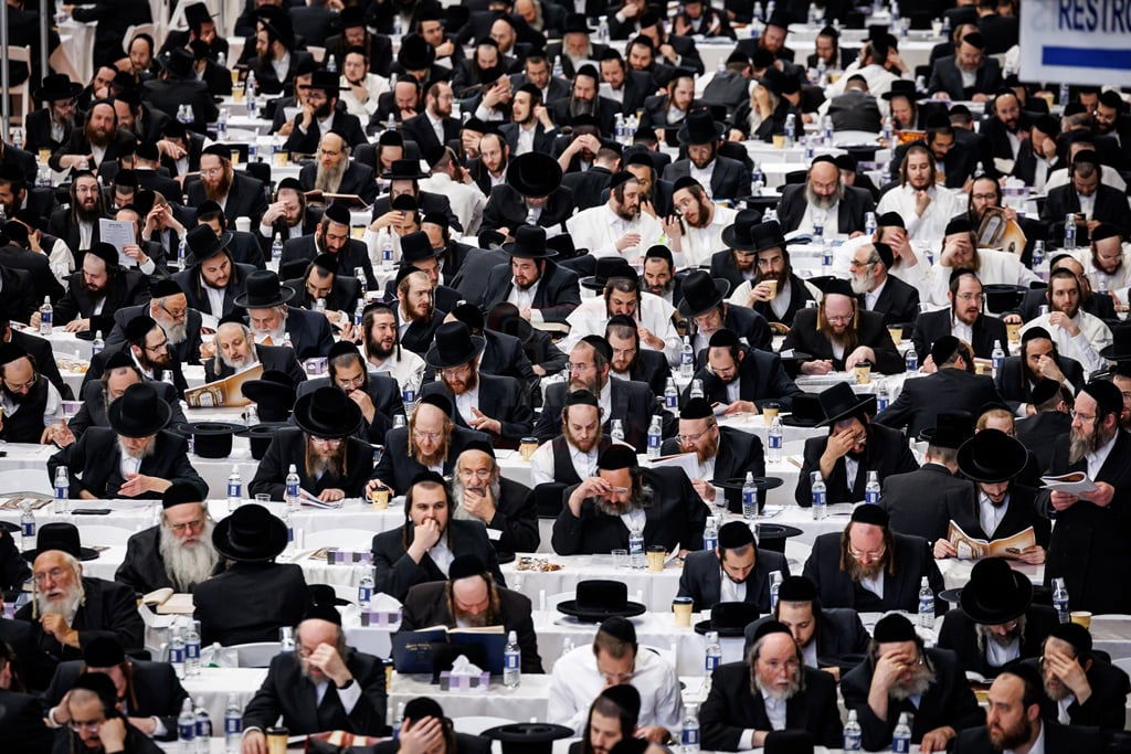 סיום הש"ס בחצה"ק סאטמר