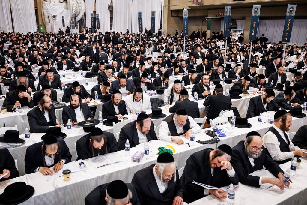 סיום הש"ס בחצה"ק סאטמר